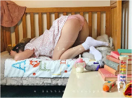 London spankee Matilda is a naughty girl at bedtime